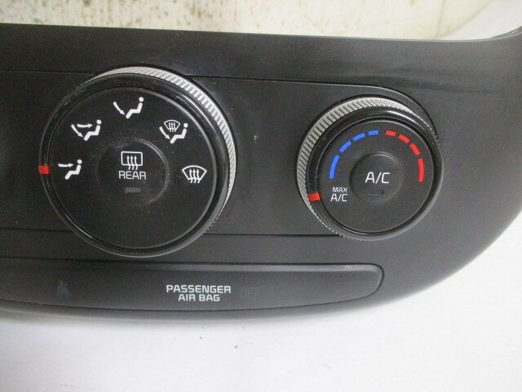 Pre-Owned Kia Soul Manual Climate AC Heater Temperature Control L616