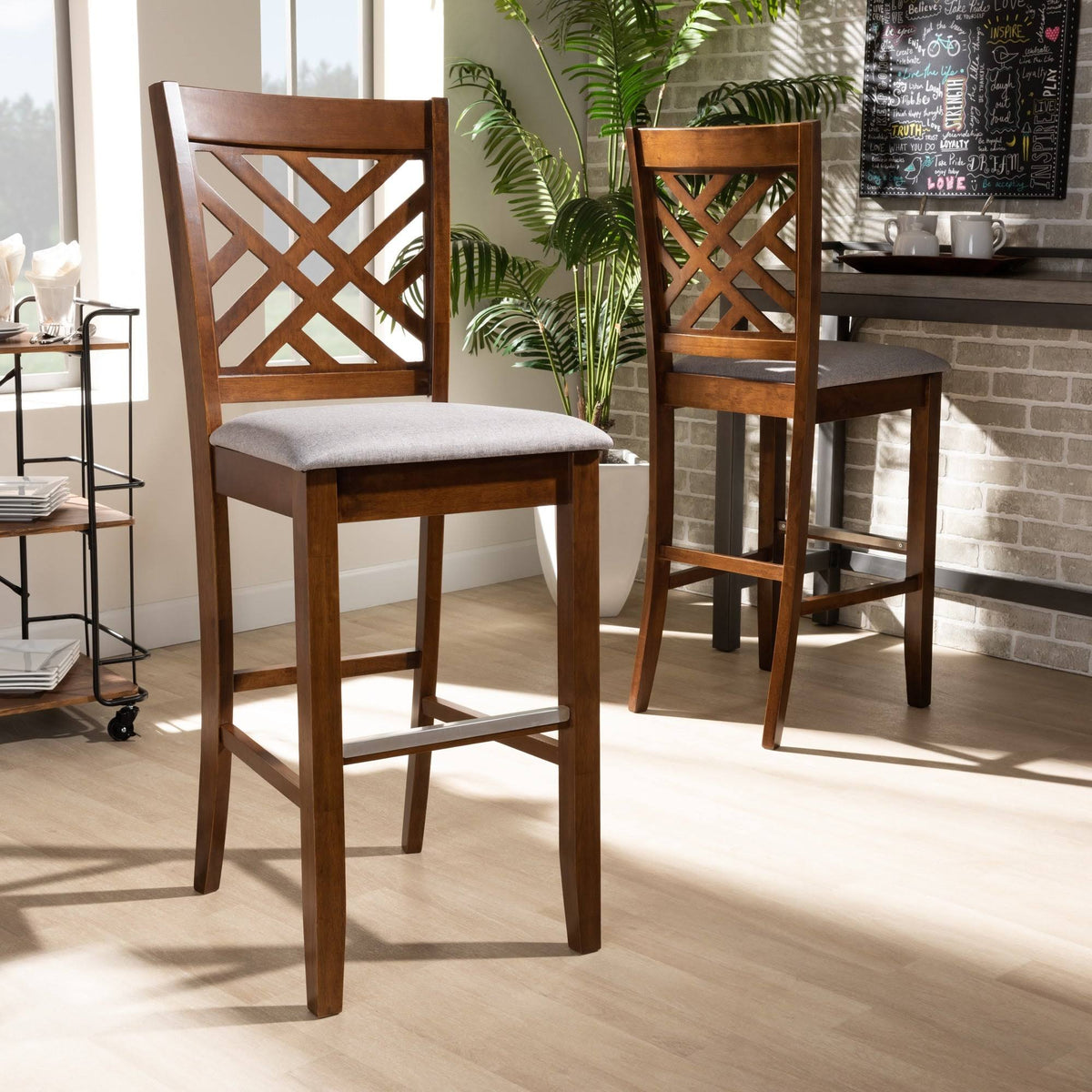 2-Piece Bar Stool Set E373