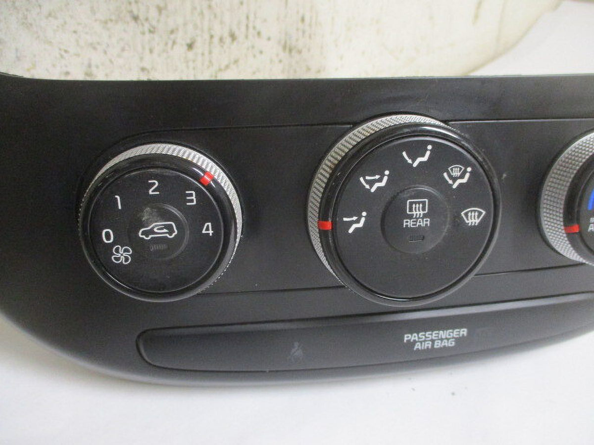 Pre-Owned Kia Soul Manual Climate AC Heater Temperature Control L616