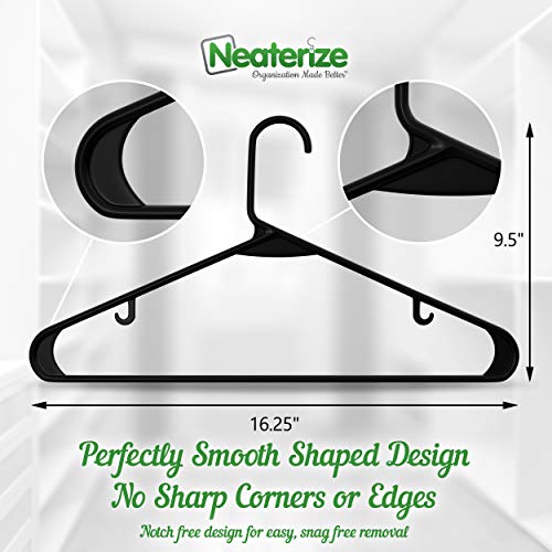 White 50 Pack Plastic Clothes Hangers H252516
