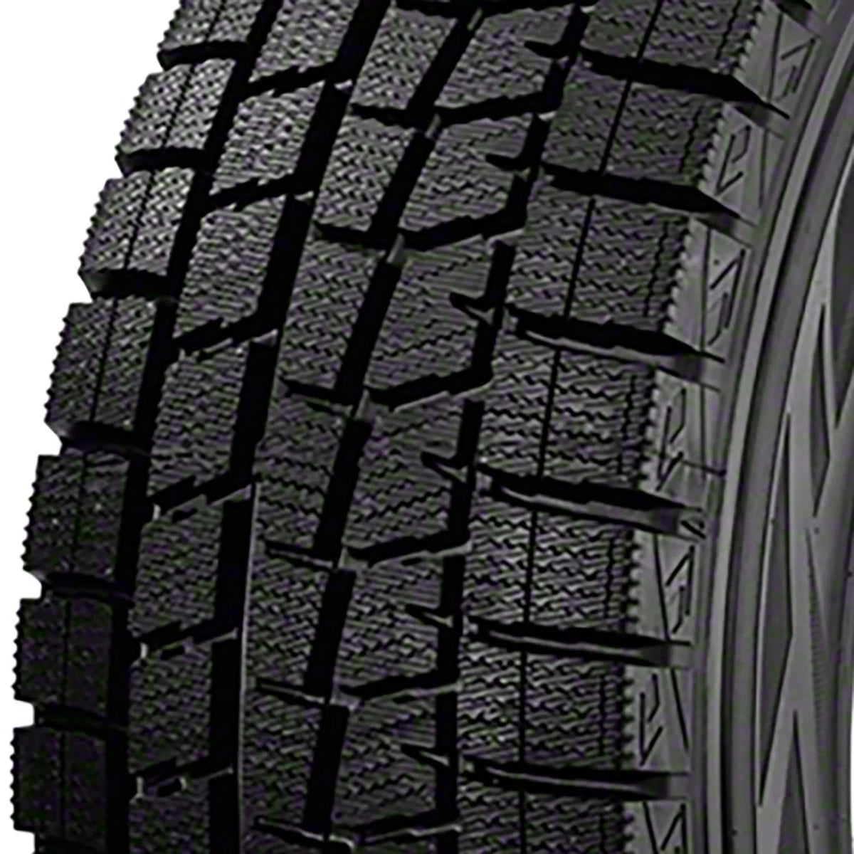 225/70R16 103R Winter Tire R316